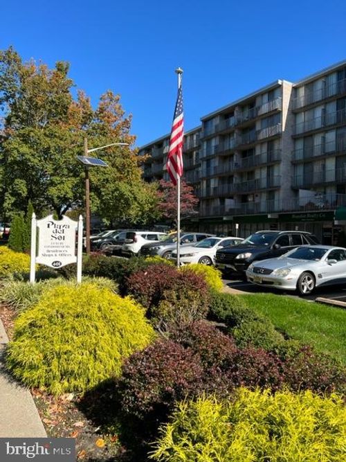 playa-del-sol-225-401 Cooper Landing Road, CHERRY HILL, NJ, 08002 | Card Image
