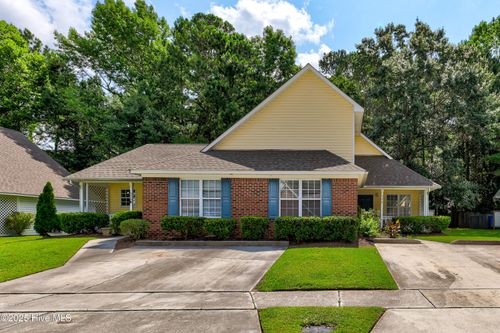 326 Saint Rosea Rd, Wilmington, NC, 28405-3388 | Card Image