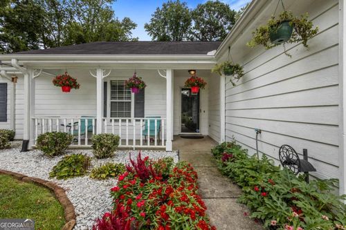 1729 Brandi Ln, Loganville, GA, 30052-4512 | Card Image