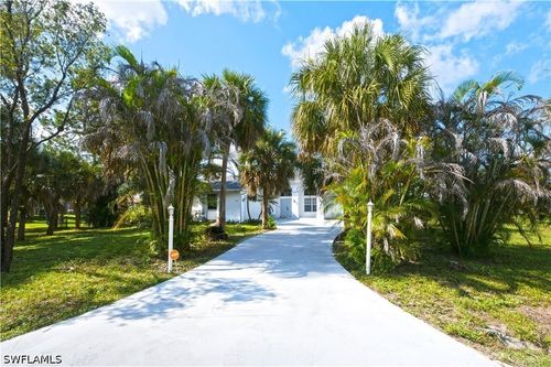 1508 9th St, LEHIGH ACRES, FL, 33972-3372 | Card Image