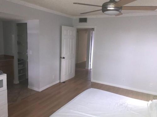 310-9480 Poinciana Pl, Davie, FL, 33324-4887 | Card Image