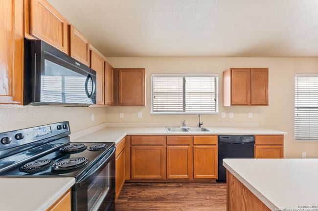 13418 Baldwin Rdg, House other with 3 bedrooms, 2 bathrooms and null parking in San Antonio TX | Image 4