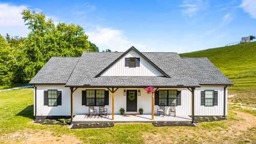 170 Wolf Hollow Ln, Jacksboro, TN, 37757-3111 | Card Image
