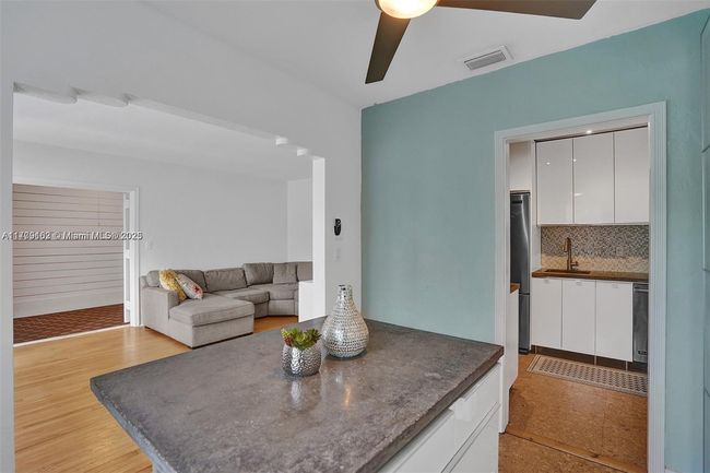 2462 Sw 22 Nd Ter, House other with 3 bedrooms, 2 bathrooms and null parking in Miami FL | Image 11