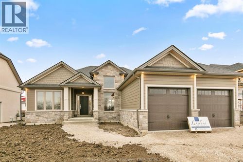 268 Joan Flood Dr, Essex, ON, N8M0C6 | Card Image
