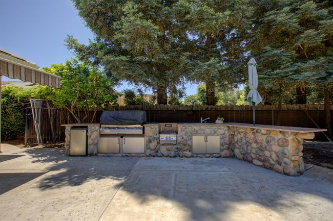 1073 Spring Meadow Drive, House other with 5 bedrooms, 3 bathrooms and null parking in Manteca CA | Image 64