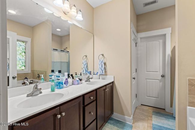 309 Chadwick Shores Dr, House other with 3 bedrooms, 4 bathrooms and 2 parking in Sneads Ferry NC | Image 15