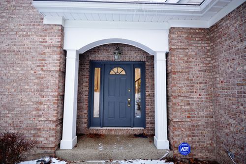 4696 Forest Creek Dr, Kalamazoo, MI, 49009-9604 | Card Image