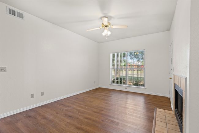 APT-1608 - 2524 Preston Rd, Condo with 2 bedrooms, 2 bathrooms and null parking in Plano TX | Image 9