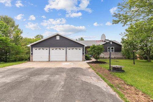 110 Honeysuckle Drive, HORTONVILLE, WI, 54944 | Card Image