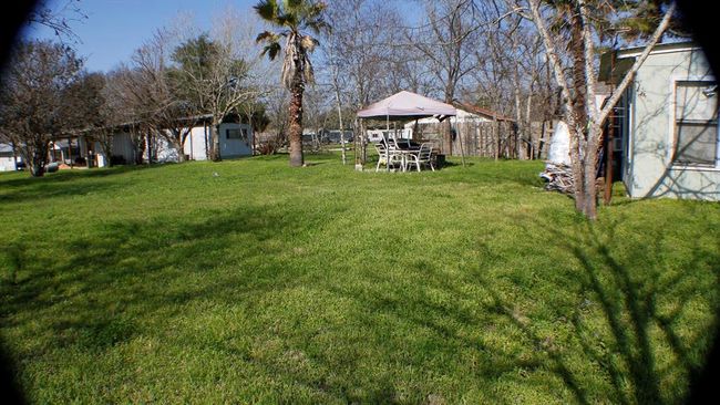 409 N Avenue D, Home with 2 bedrooms, 1 bathrooms and null parking in Waelder TX | Image 18
