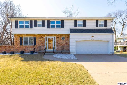 1505 Mildred Ave, Bellevue, NE, 68005-4927 | Card Image