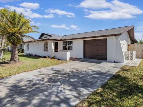 9430 Glen Moor Ln, PORT RICHEY, FL, 34668-3912 | Card Image