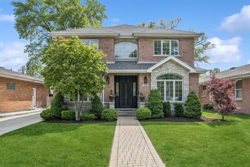 725 Park Plaine Ave, Park Ridge, IL, 60068-2221 | Card Image