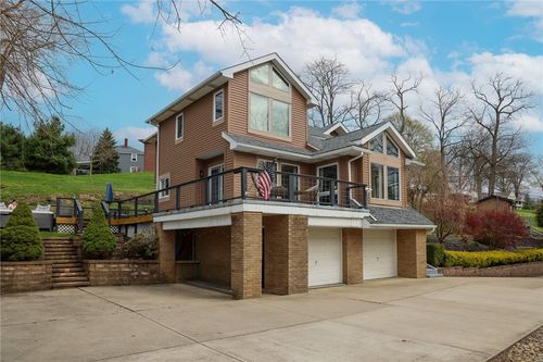 512 Argonne Blvd, Ellwood City, PA, 16117-1321 | Card Image