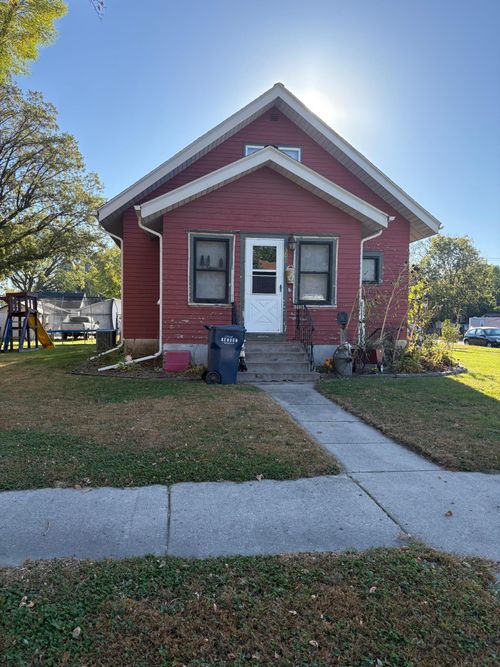 308 16th St N, Benson, MN, 56215-1115 | Card Image