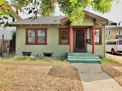 744 Gladys Ave, Long Beach, CA, 90804-4819 | Card Image