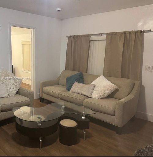 2354 Nw 93rd Ter, Miami, FL, 33147-3066 | Card Image