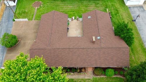 4018 Trotwood Ave, Columbia, TN, 38401-5051 | Card Image
