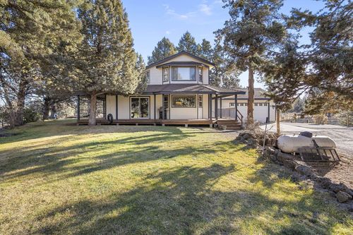 20275 Rogers Rd, Bend, OR, 97703-8229 | Card Image