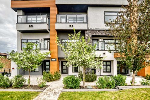 109-1632 20 Ave Nw, Calgary, AB, T2M1G8 | Card Image