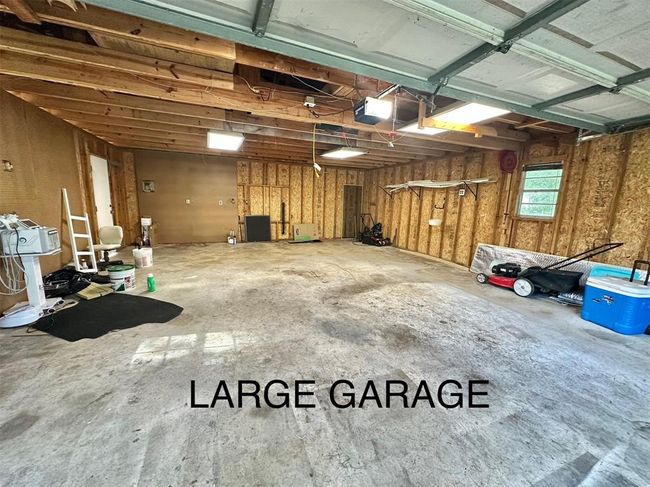 3319 Trent Rd, House other with 2 bedrooms, 2 bathrooms and 4 parking in Huffman TX | Image 9