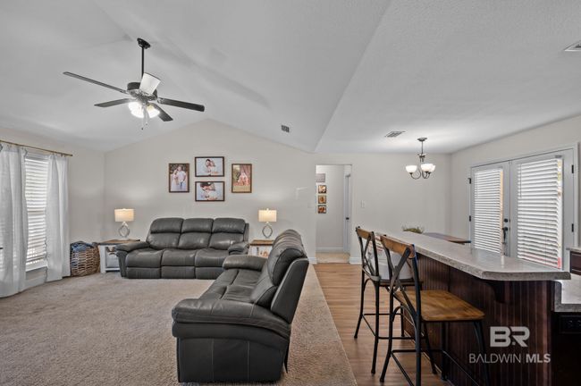 Living Room | Image 7