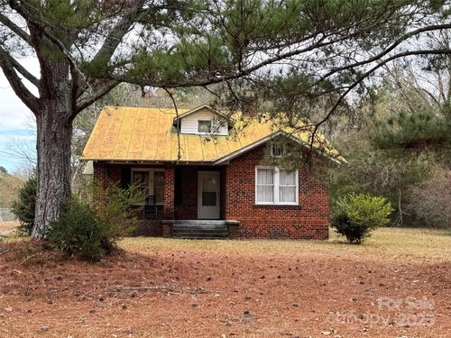 109 S 2nd St, Lilesville, NC, 28091-9763 | Card Image