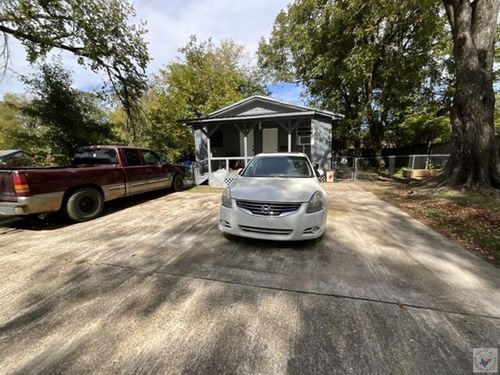 2215 E 11th St, Texarkana, AR, 71854-4623 | Card Image