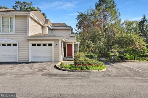804 Country Place Dr, LANCASTER, PA, 17601-1793 | Card Image