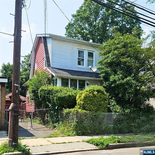 199-197-199 Sunset Ave, Newark, NJ, 07106-2630 | Card Image