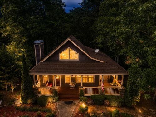 925 Zeppelin Strasse, Helen, GA, 30545-2960 | Card Image