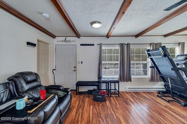 living room | Image 8