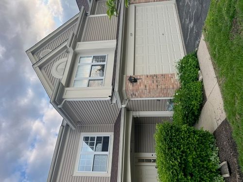 109-109 Holmes Way, Schaumburg, IL, 60193-5737 | Card Image