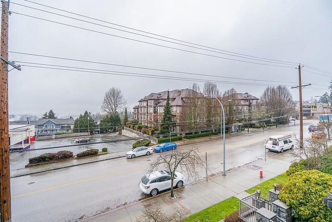 310 - 519 Twelfth Street, Condo with 2 bedrooms, 2 bathrooms and 2 parking in New Westminster BC | Image 9
