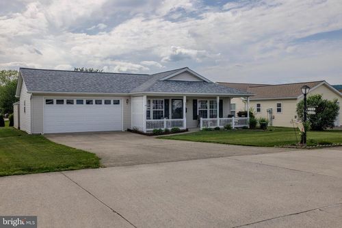 721 Union Ct, PINE GROVE, PA, 17963-8502 | Card Image