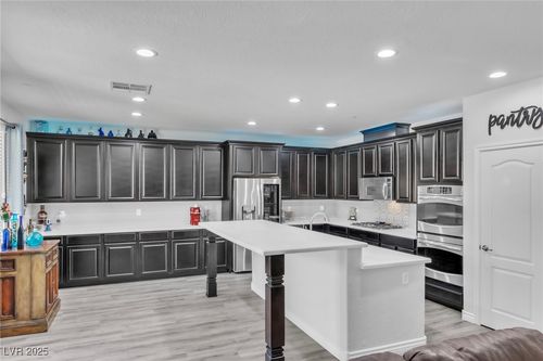 2656 Bad Rock Cir, Henderson, NV, 89052-1000 | Card Image