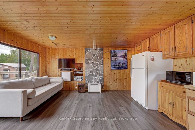 15SR405 Severn River Shore, House other with 4 bedrooms, 2 bathrooms and null parking in Coldwater ON | Image 6