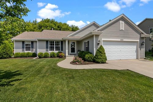 606 E Sheila Avenue, Elkhorn, WI, 53121 | Card Image