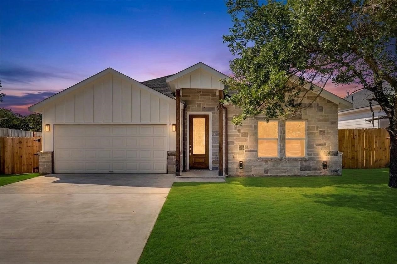 Residential in Granbury