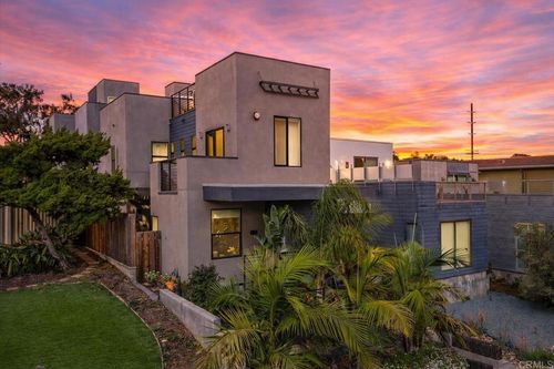 3060 G St, San Diego, CA, 92102-3223 | Card Image