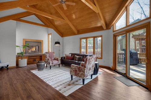 291 Glen Village Ct, Powell, OH, 43065-9677 | Card Image