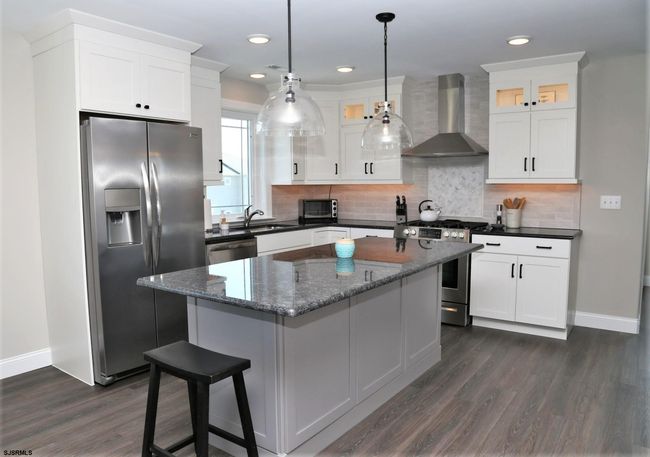336 32 Nd St S, House other with 5 bedrooms, 4 bathrooms and null parking in Brigantine NJ | Image 4