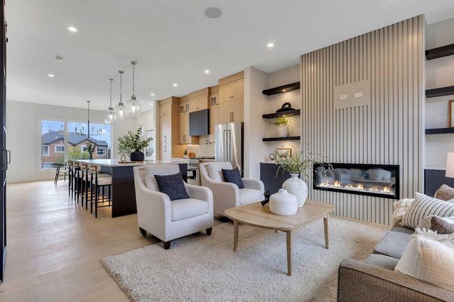 42 Collingwood Place Nw, House other with 5 bedrooms, 4 bathrooms and 2 parking in Calgary AB | Image 17