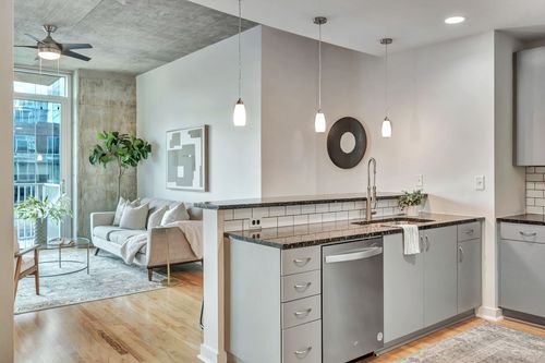 unit-1917-301 Demonbreun St, Nashville, TN, 37201-2250 | Card Image