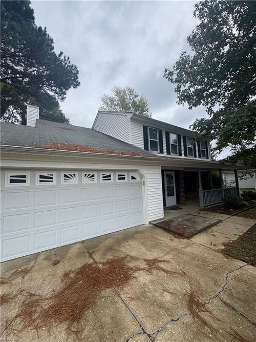 1307 Hillock Crossing, Virginia Beach, VA, 23455 | Card Image