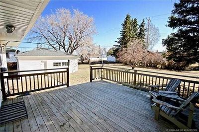 5005 54 St, House detached with 3 bedrooms, 1 bathrooms and 3 parking in Killam AB | Image 3