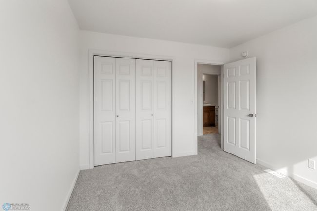 Upstairs Bedroom1_2.JPG | Image 22