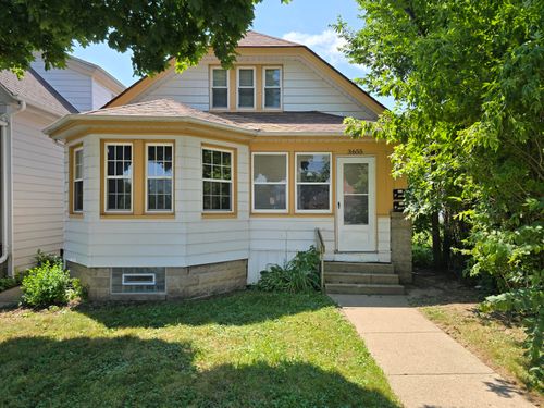 3655 E Allerton Ave, Cudahy, WI, 53110-1107 | Card Image