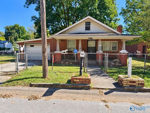 744 Sykes St Nw, Decatur, AL, 35601-1044 | Card Image
